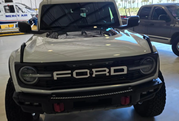 3d-rendering-modern-wood-stone-white-bathroom-1-1